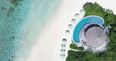 Le Méridien Maldives Resort & Spa Guide